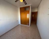 Resale - Apartment / Flat - Torrevieja - La Mata