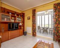 Resale - Apartment / Flat - Torrevieja - La Mata
