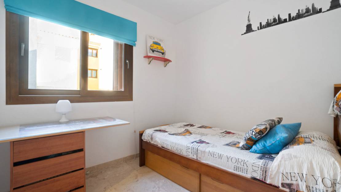 Resale - Apartment / Flat - Torrevieja - La Recoleta