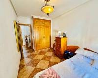 Resale - Apartment / Flat - Torrevieja - La veleta