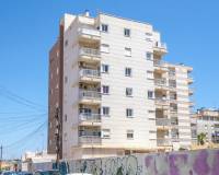 Resale - Apartment / Flat - Torrevieja - Nueva Torrevieja