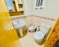 Resale - Apartment / Flat - Torrevieja - PARQUE DE LAS NACIONES