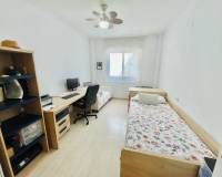 Resale - Apartment / Flat - Torrevieja - PARQUE DE LAS NACIONES