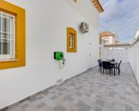 Resale - Apartment / Flat - Torrevieja - PARQUE DE LAS NACIONES