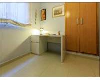 Resale - Apartment / Flat - Torrevieja - Paseo maritimo