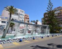 Resale - Apartment / Flat - Torrevieja - Paseo maritimo