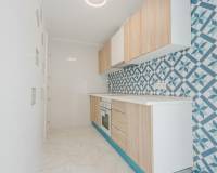 Resale - Apartment / Flat - Torrevieja - Playa de La Acequion