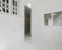 Resale - Apartment / Flat - Torrevieja - Playa de La Acequion