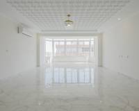 Resale - Apartment / Flat - Torrevieja - Playa de La Acequion