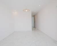 Resale - Apartment / Flat - Torrevieja - Playa de La Acequion