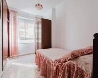 Resale - Apartment / Flat - Torrevieja - Playa de La Acequion