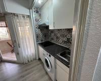 Resale - Apartment / Flat - Torrevieja - Playa de Los Locos-Curva del Palangre