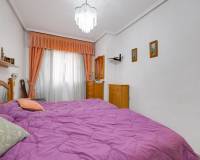 Resale - Apartment / Flat - Torrevieja - Playa de los Naufragos