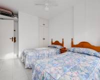 Resale - Apartment / Flat - Torrevieja - Playa de los Naufragos