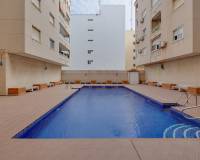 Resale - Apartment / Flat - Torrevieja - Playa de los Naufragos