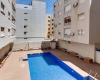 Resale - Apartment / Flat - Torrevieja - Playa de los Naufragos