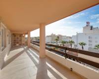 Resale - Apartment / Flat - Torrevieja - Playa de los Naufragos