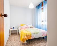 Resale - Apartment / Flat - Torrevieja - Playa de los Naufragos