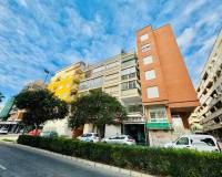 Resale - Apartment / Flat - Torrevieja - Playa del Acequion