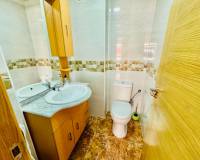 Resale - Apartment / Flat - Torrevieja - Playa del Acequion