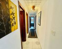 Resale - Apartment / Flat - Torrevieja - Playa del Acequion