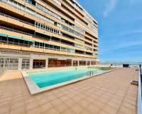 Resale - Apartment / Flat - Torrevieja - Playa del Acequion