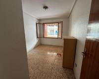 Resale - Apartment / Flat - Torrevieja - Playa del Acequion