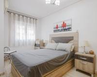 Resale - Apartment / Flat - Torrevieja - Playa del Acequion