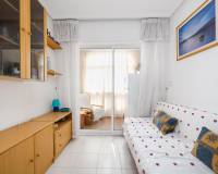 Resale - Apartment / Flat - Torrevieja - Playa del Acequion