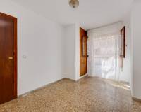Resale - Apartment / Flat - Torrevieja - Playa del Acequion