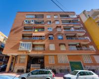 Resale - Apartment / Flat - Torrevieja - Playa del Acequion