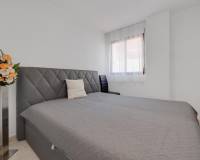 Resale - Apartment / Flat - Torrevieja - Playa del Cura