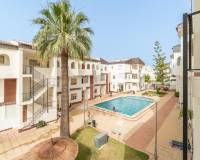 Resale - Apartment / Flat - Torrevieja - Punta Prima