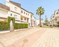 Resale - Apartment / Flat - Torrevieja - Punta Prima