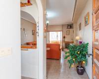 Resale - Apartment / Flat - Torrevieja - Punta Prima