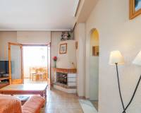 Resale - Apartment / Flat - Torrevieja - Punta Prima