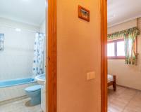 Resale - Apartment / Flat - Torrevieja - Punta Prima