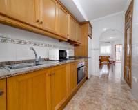 Resale - Apartment / Flat - Torrevieja - Punta Prima