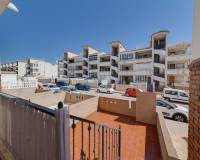 Resale - Apartment / Flat - Torrevieja - Punta Prima