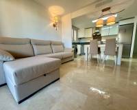 Resale - Apartment / Flat - Torrevieja - Punta Prima