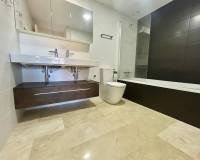 Resale - Apartment / Flat - Torrevieja - Punta Prima