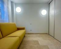 Resale - Apartment / Flat - Torrevieja - Punta Prima