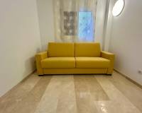 Resale - Apartment / Flat - Torrevieja - Punta Prima