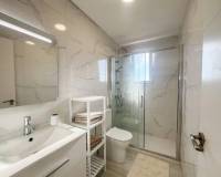 Resale - Apartment / Flat - Torrevieja - Punta Prima