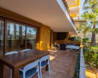 Resale - Apartment / Flat - Torrevieja - Punta Prima