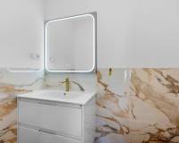 Resale - Apartment / Flat - Torrevieja - Punta Prima