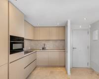 Resale - Apartment / Flat - Torrevieja - Punta Prima