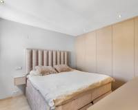 Resale - Apartment / Flat - Torrevieja - Punta Prima