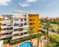 Resale - Apartment / Flat - Torrevieja - Punta Prima