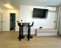 Resale - Apartment / Flat - Torrevieja - Punta Prima